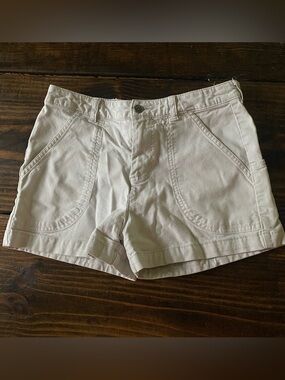 Patagonia Stand Up Shorts concrete cream beige high wait shorts pockets 4